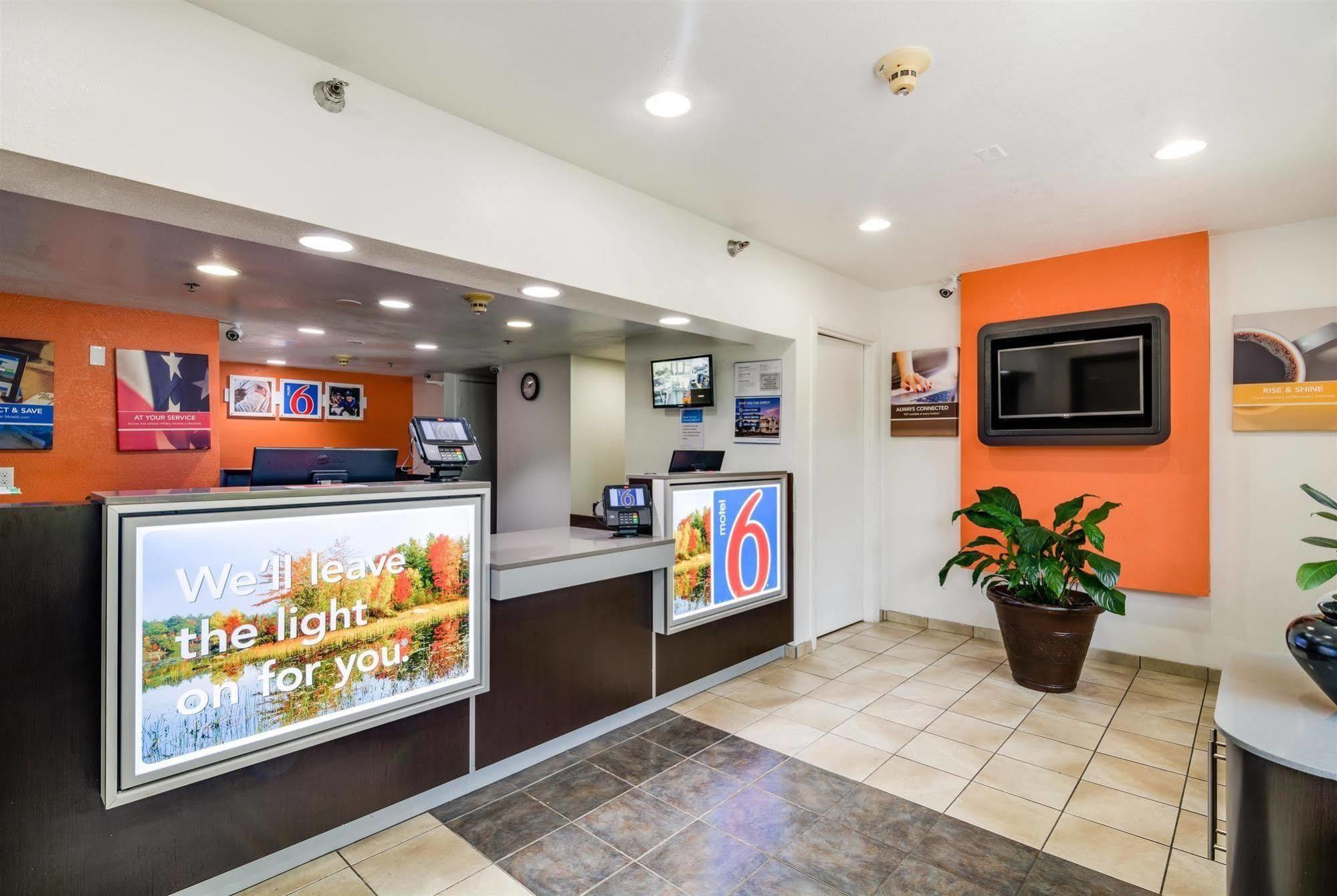 Motel 6-Rolling Meadows, Il - Chicago Northwest エクステリア 写真